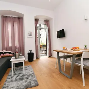 Apartment Vitopolis 3 Rijeka